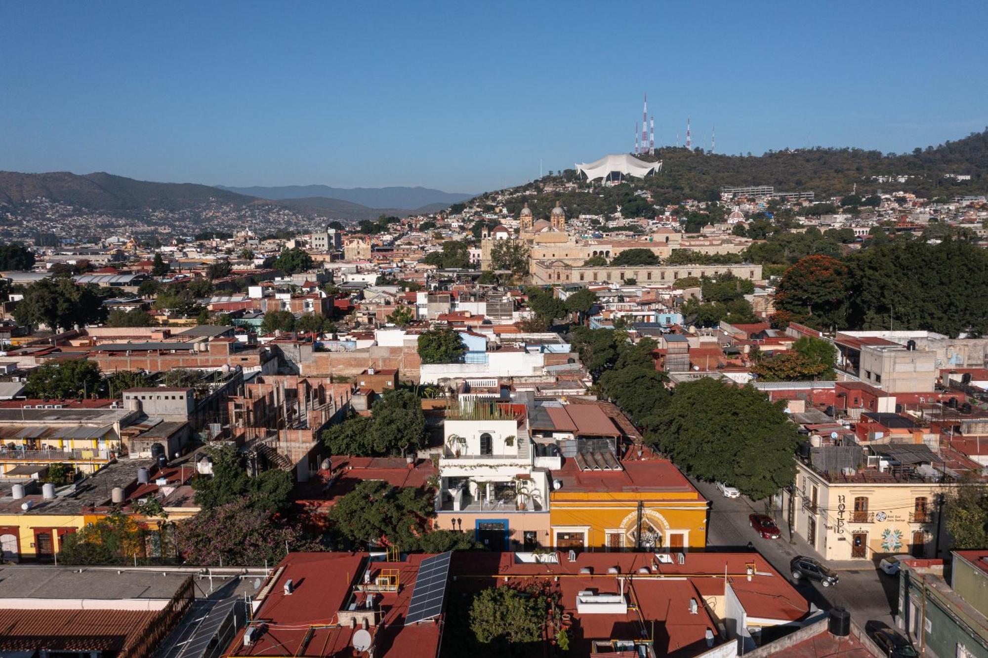 Casa Lumos - Minimalist Comfort Suites In Centro Historico Oaxaca Exterior photo